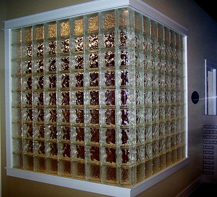 Glass block corner wall